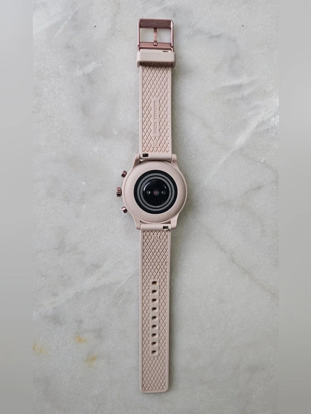 Michael Kors Access MKGO Smartwatch Pink / Rose Gold Silicone
